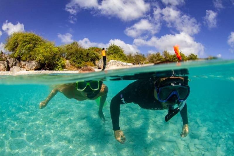 Blue Bay Lodges image