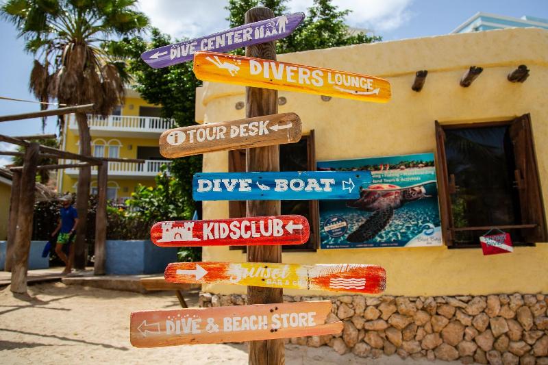 Blue Bay Lodges image