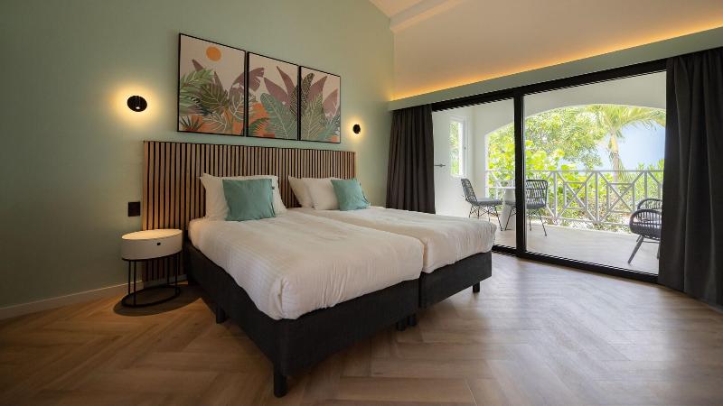 Blue Bay Lodges image