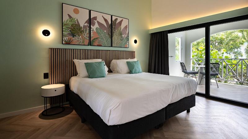 Blue Bay Lodges image