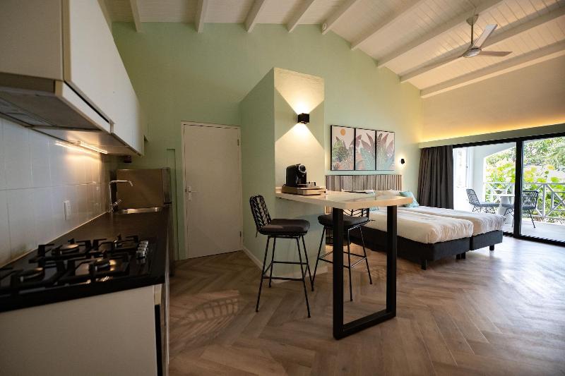 Blue Bay Lodges image