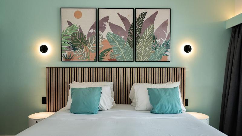Blue Bay Lodges image