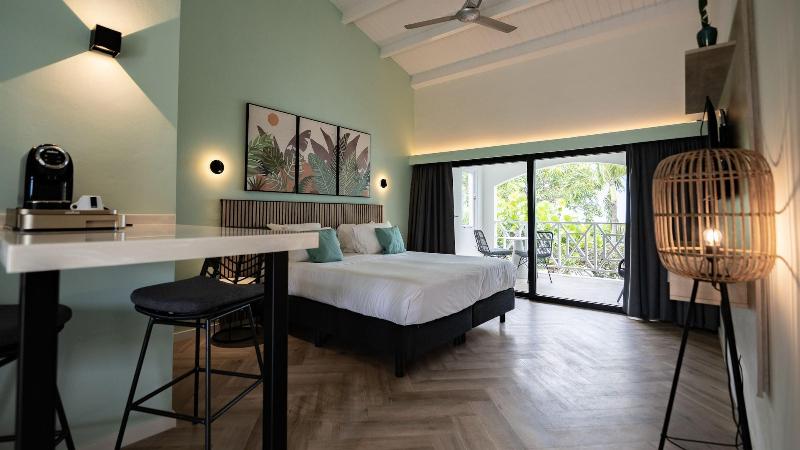 Blue Bay Lodges image