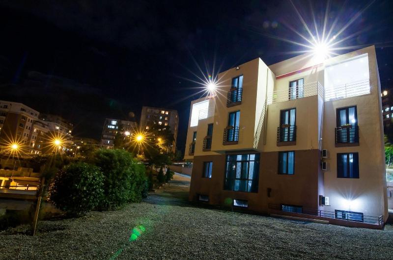 Hotel Ellegance image