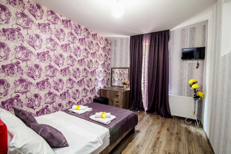 Hotel Ellegance image