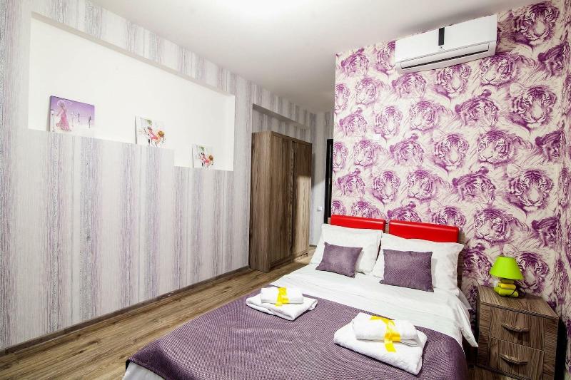 Hotel Ellegance image