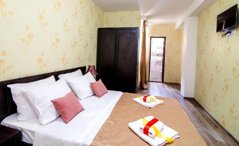 Hotel Ellegance image