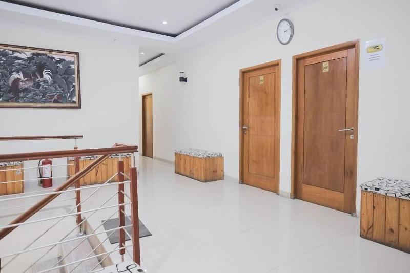 Lagoon Residence Near Kebun Raya image