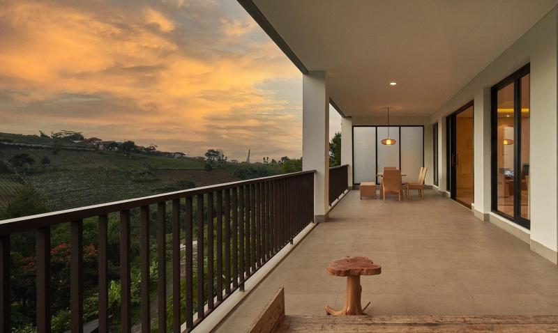 Indah 2 Mountain Pool Villa 8 bedroom image