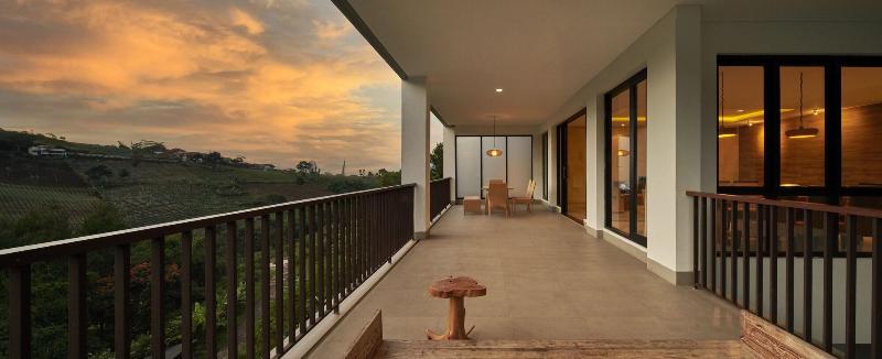 Indah 2 Mountain Pool Villa 8 bedroom image