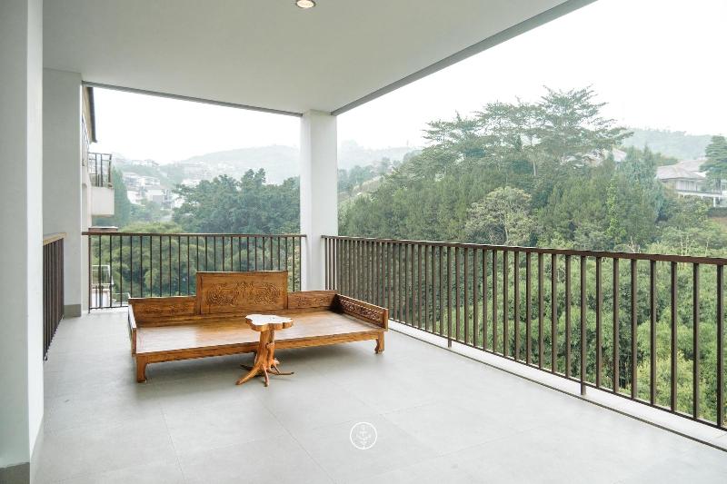 Indah 2 Mountain Pool Villa 8 bedroom image