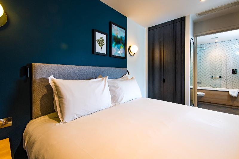 Staybridge Suites Cardiff image