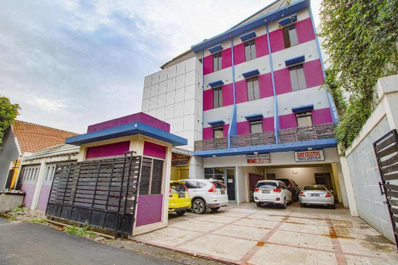 Capital O 90696 Tobana House Bintaro image