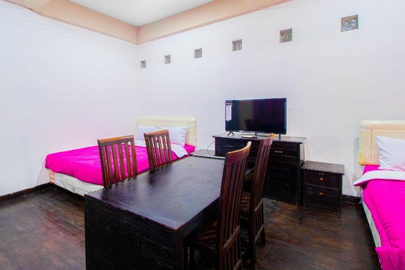 Capital O 90696 Tobana House Bintaro image