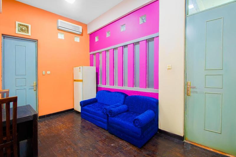 Capital O 90696 Tobana House Bintaro image