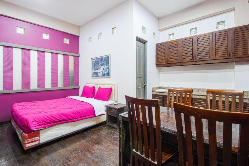 Capital O 90696 Tobana House Bintaro image