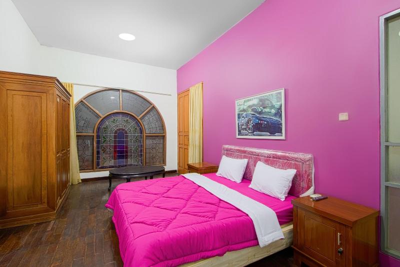 Capital O 90696 Tobana House Bintaro image