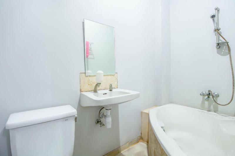 Capital O 90696 Tobana House Bintaro image