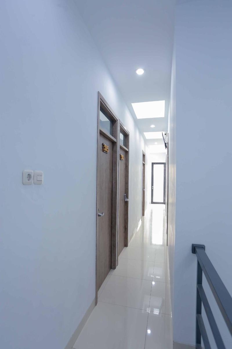 Syariah Amethyst Cengkareng image