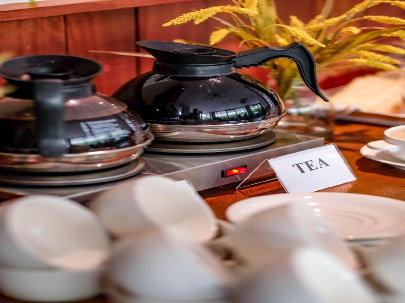 Hotel Youstay Semarang image