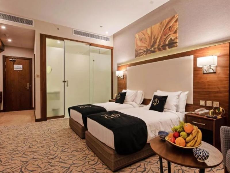 Emerald Hotel image
