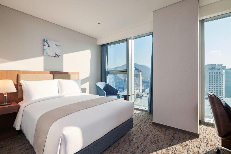 Stanford Hotel Myeongdong image