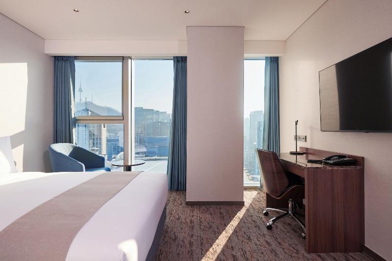 Stanford Hotel Myeongdong image