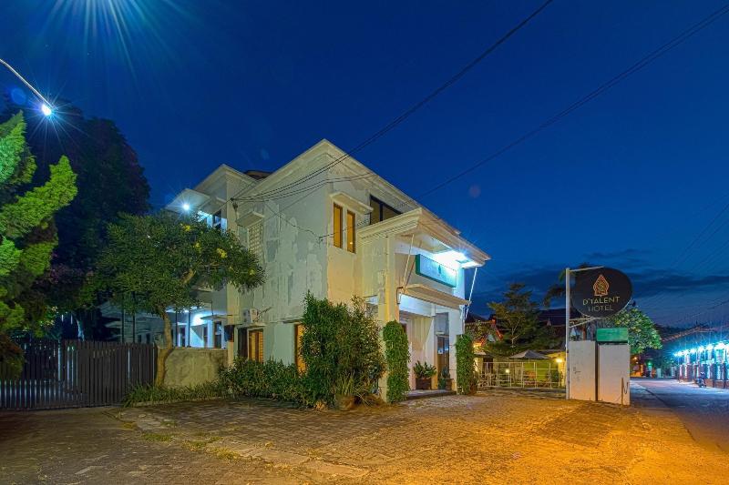 D'Talent Hotel image