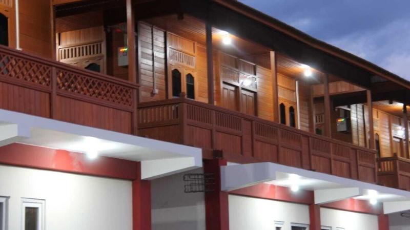 Granada Inn Palu image