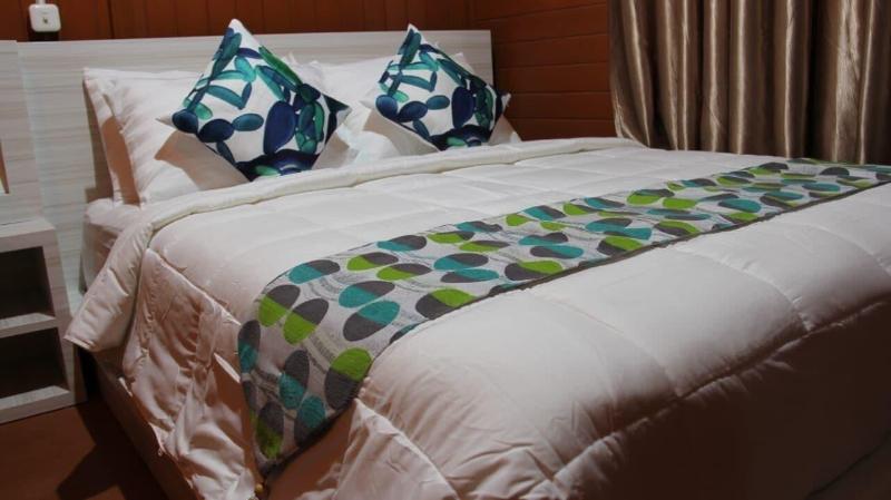 Granada Inn Palu image