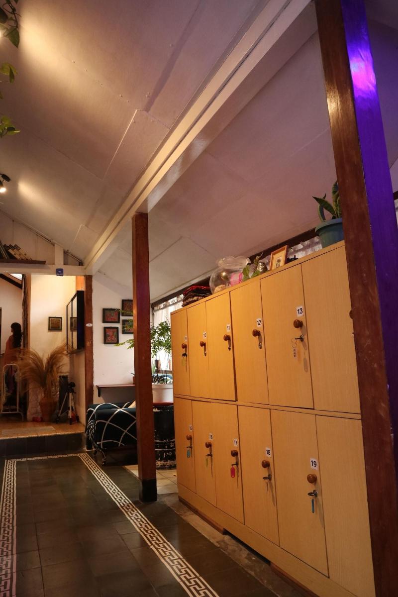 Semeru Hostel Malang - Adults Only image