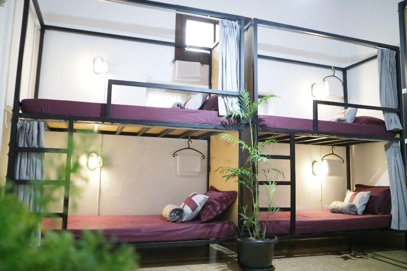 Semeru Hostel Malang - Adults Only image