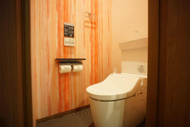 Wires Hotel James zaka image