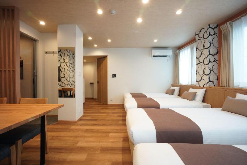 Wires Hotel James zaka image