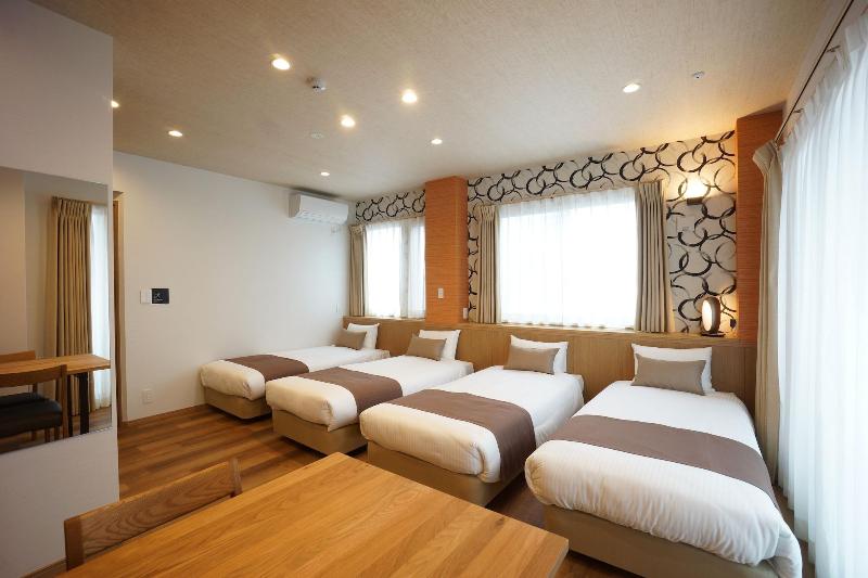 Wires Hotel James zaka image