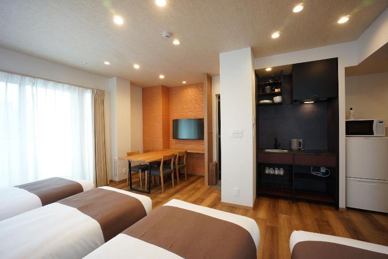 Wires Hotel James zaka image