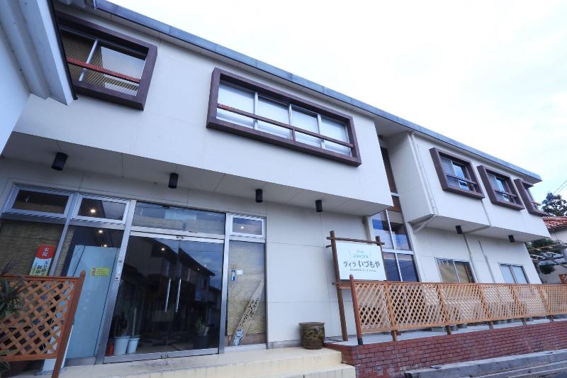 OYO Ryokan Villa Idumoya image
