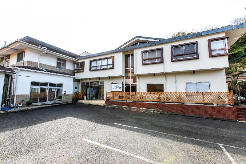 OYO Ryokan Villa Idumoya image