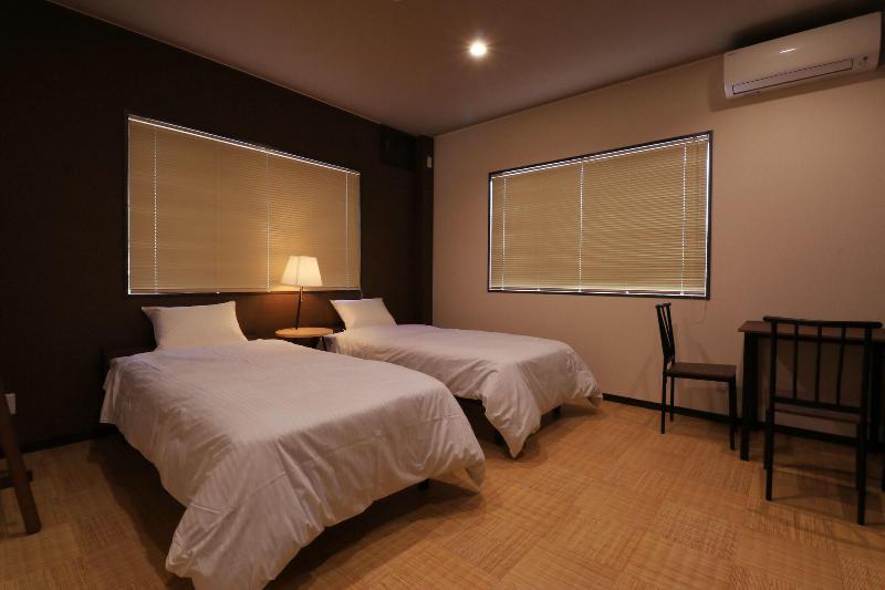 OYO Ryokan Villa Idumoya image