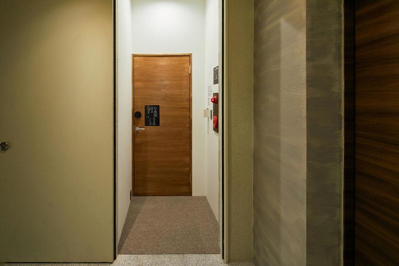 mizuka Nakasu 5 - unmanned hotel - image