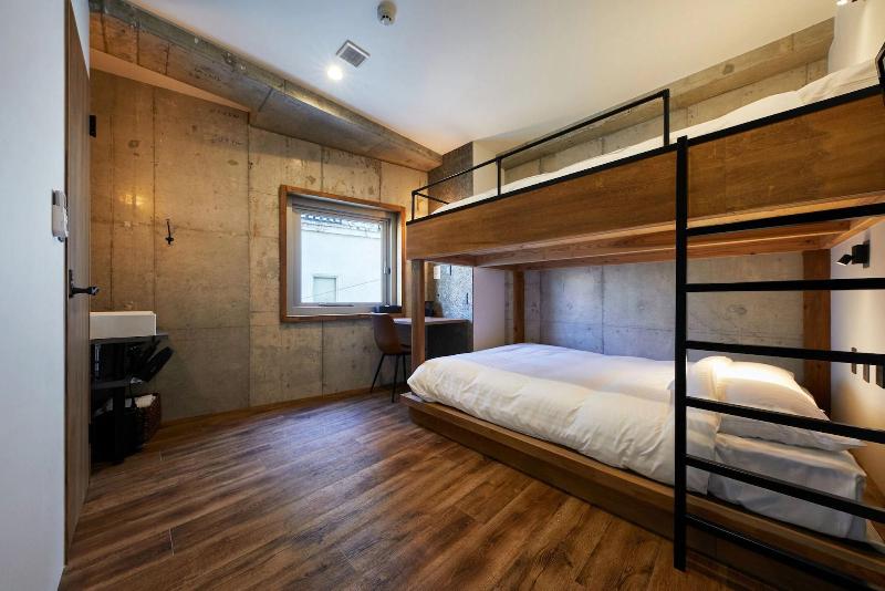 mizuka Nakasu 5 - unmanned hotel - image