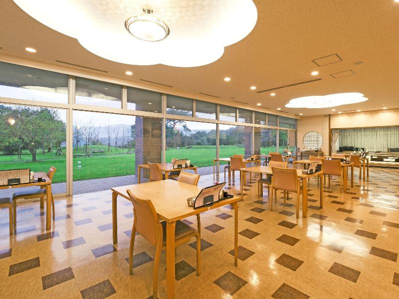 Spa Hotel Yuttarikan image