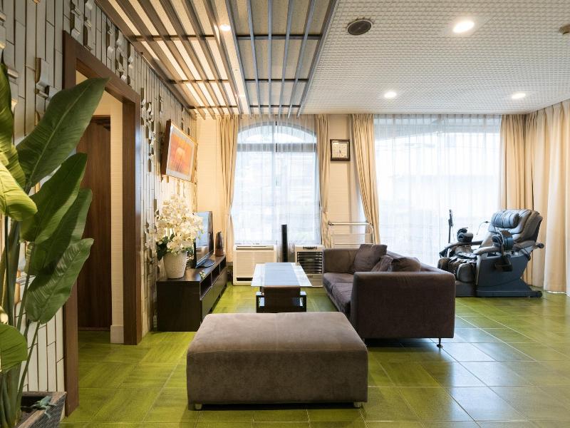 OYO Business Hotel Koyo image