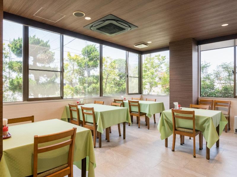 OYO Business Hotel Koyo image
