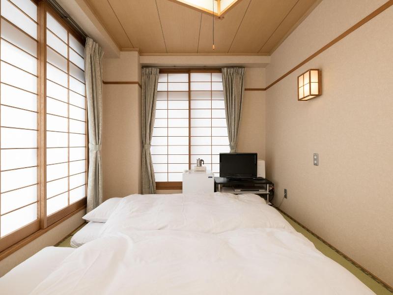 OYO Business Hotel Koyo image