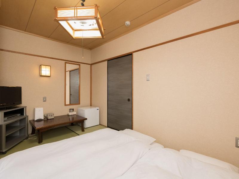 OYO Business Hotel Koyo image
