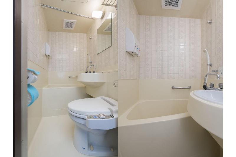 OYO Business Hotel Koyo image