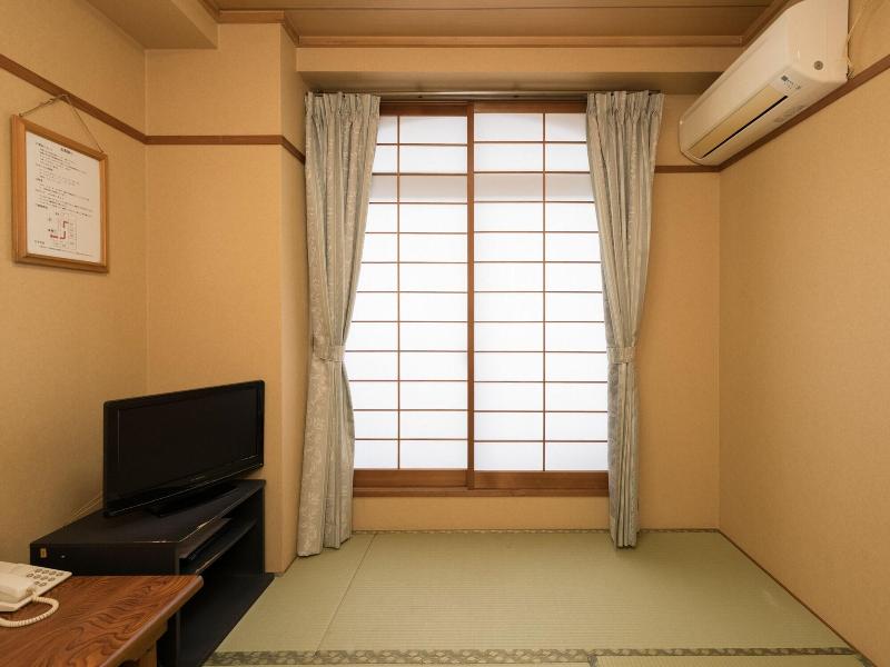 OYO Business Hotel Koyo image