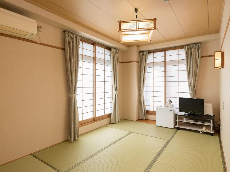 OYO Business Hotel Koyo image