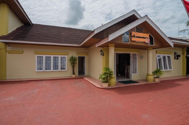 Formerly Reddoorz Syariah Near Taman Bekapai 2 image